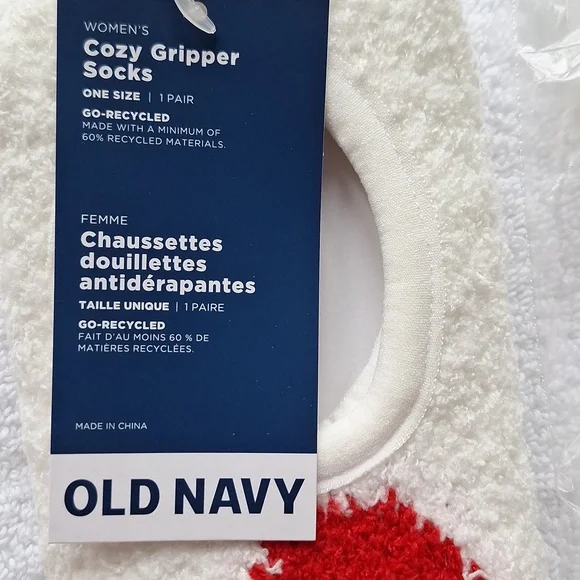2 NEW Pairs Old Navy Christmas Cozy Socks - Picture 2 of 4